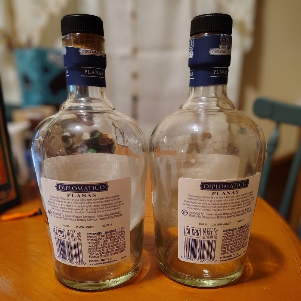 Diplomático Planas Empty Rum Bottles - Picture 2 of 4